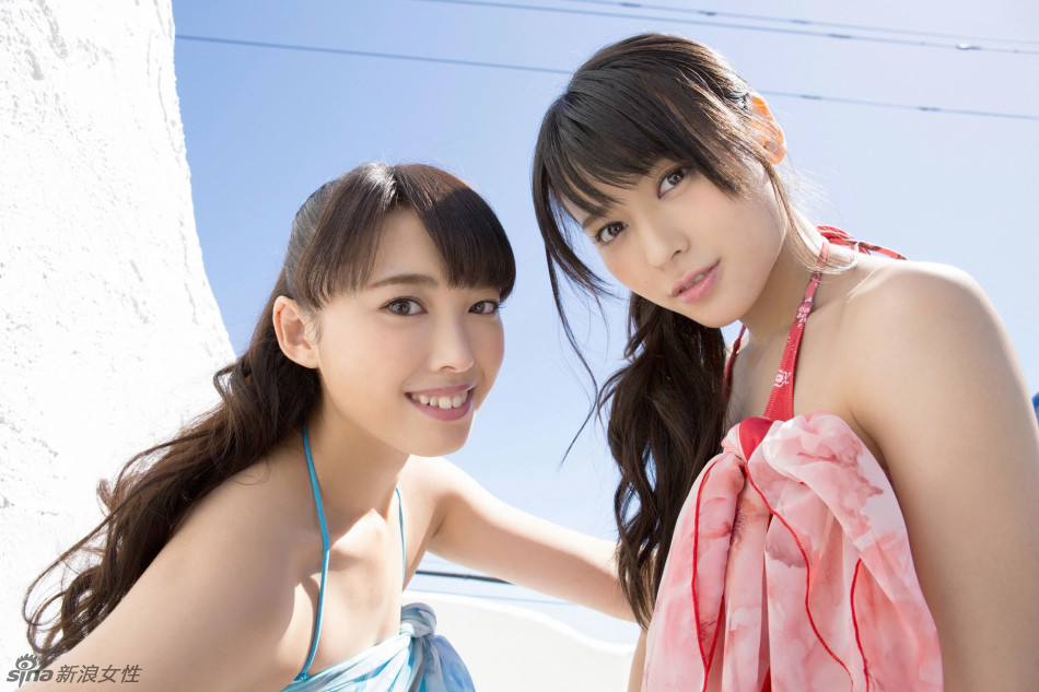 日本少女组合℃-ute度假主题写真 性感俏皮(组图)