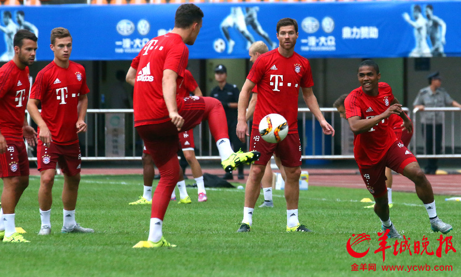 拜仁SV广州:赛前拜仁训练 明晚8时天河体育场