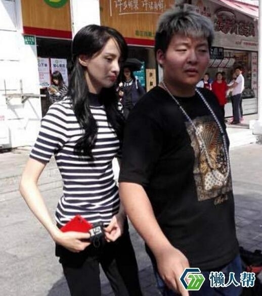 图库 昨天看到郑爽妹子瘦成了纸片人也是惊呆了!