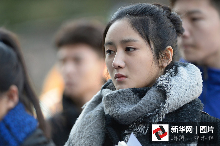 2016年2月15日,北京电影学院2016年艺考初试开始,考场外帅哥美女云集.图片