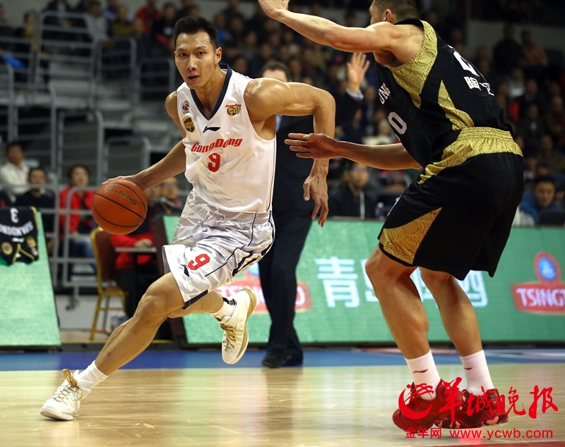 CBA季后赛 广东队以125比105战胜山东队晋级
