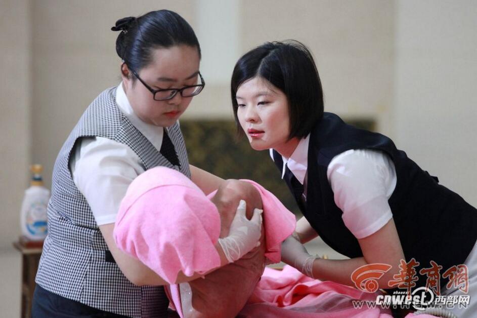 家属发现火化遗体弄混 殡仪馆将错就错?