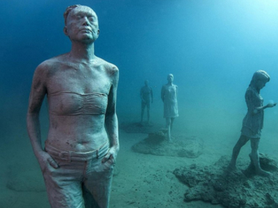 意12米深水下雕塑博物馆开业迎客