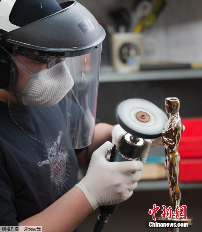 揭秘奥斯卡小金人是如何诞生的
