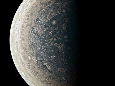 木星南极高清画面曝光 “朱诺”号永留错误轨道