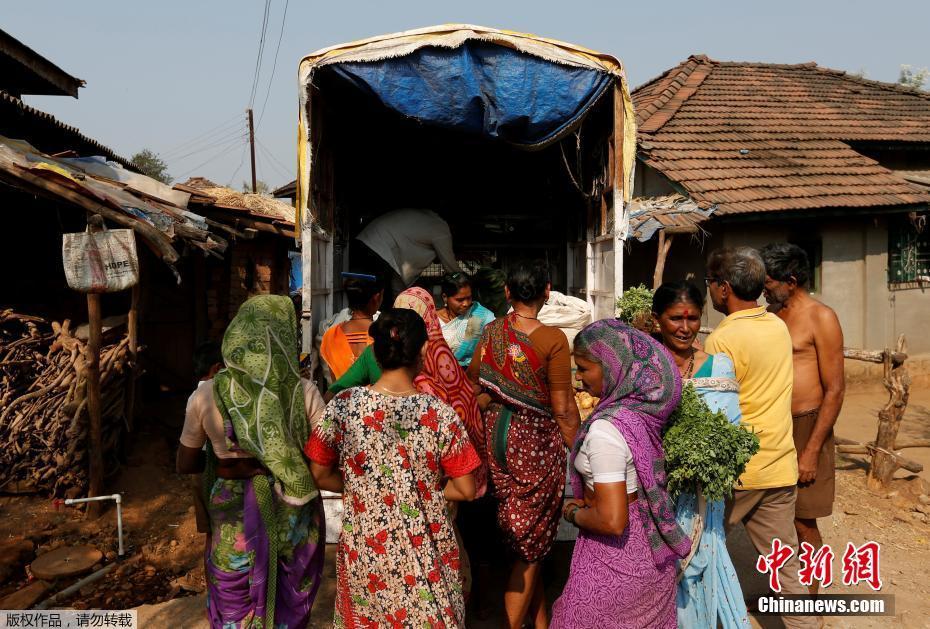 印度有家“奶奶学校”
