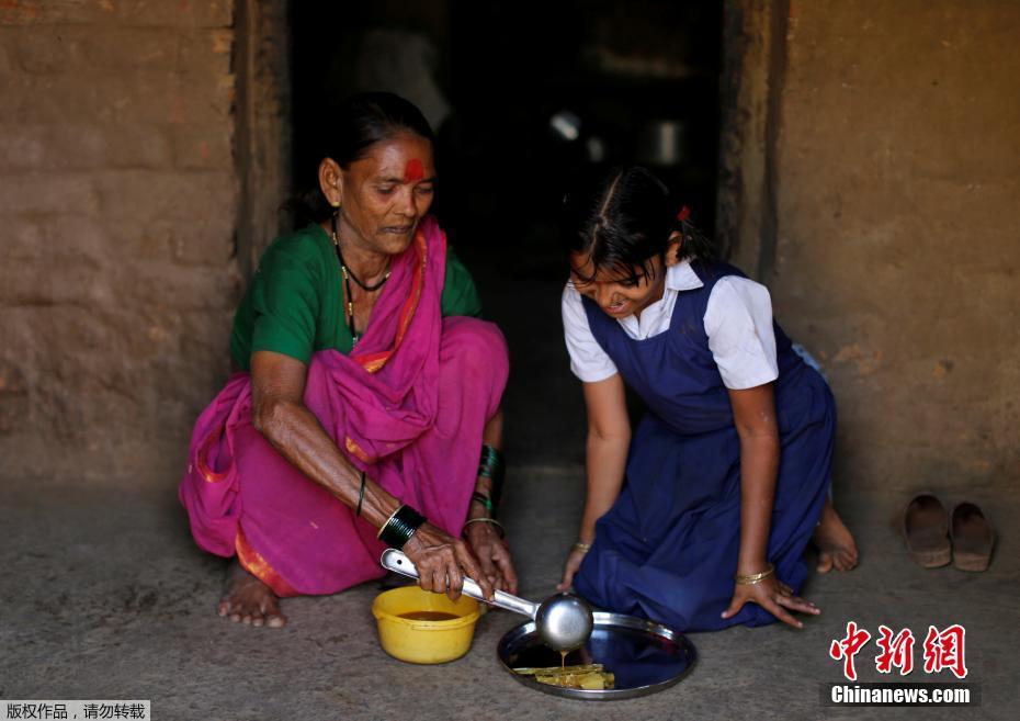 印度有家“奶奶学校”