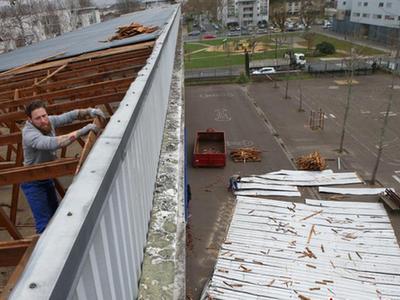 法国强风暴“宙斯”吹翻小学屋顶钢板
