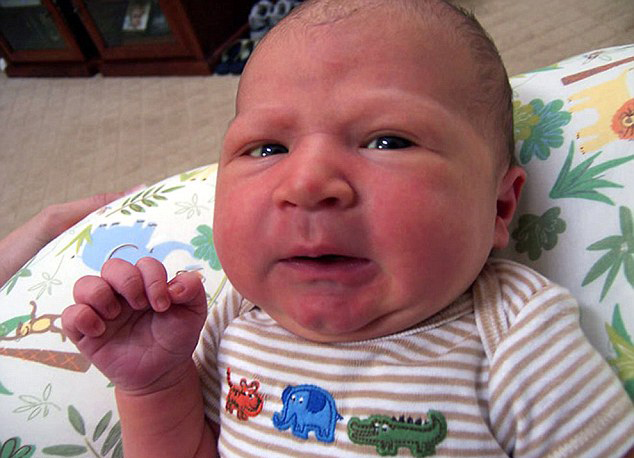 宝宝你确定不是50年后穿越来的？