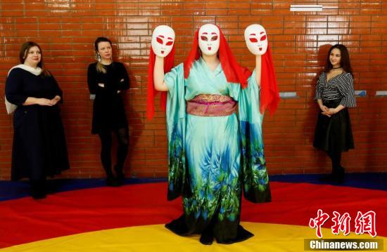 俄罗斯丰腴美人选美大赛 胸围腰围臀围都得够大