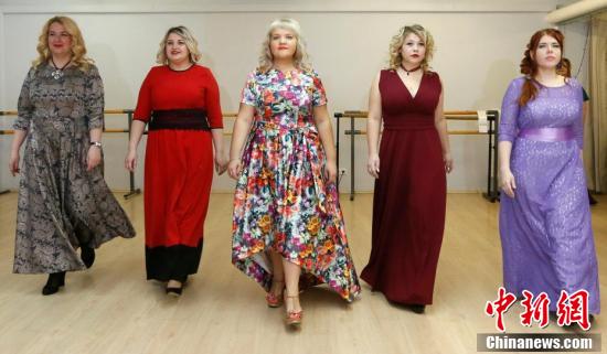 俄罗斯丰腴美人选美大赛 胸围腰围臀围都得够大