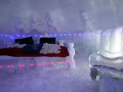 看着都觉得冷！罗马尼亚的巴莱亚冰旅馆