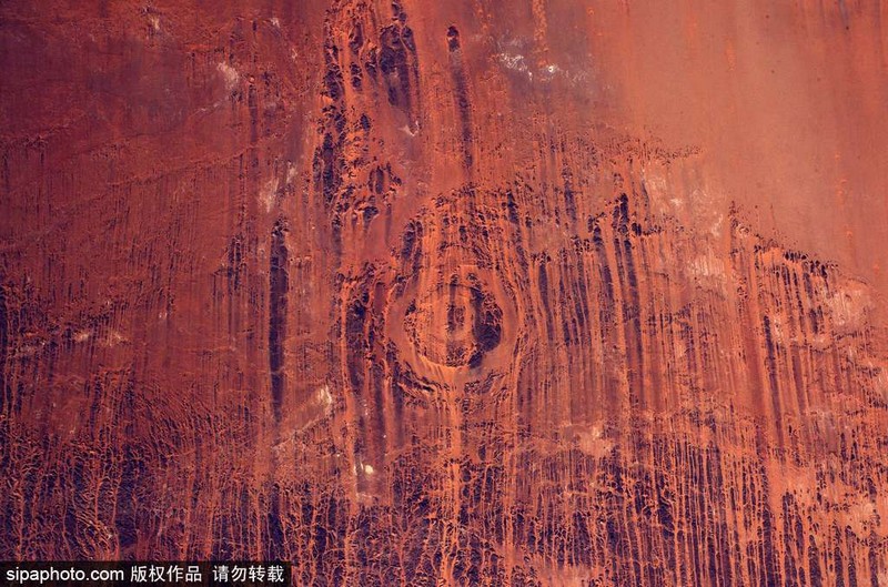 宇航员更新“太空日记” 地球美照来袭