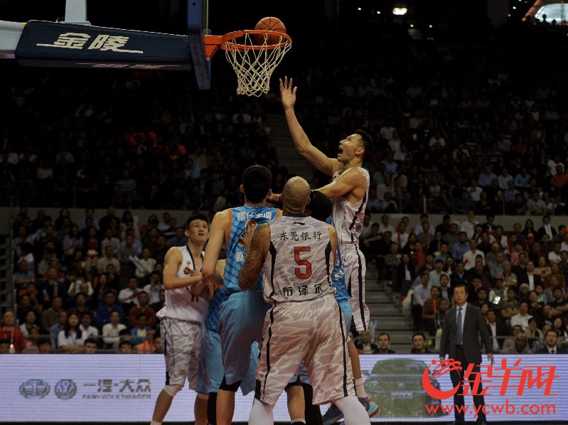 CBA 总决赛第三场广东vs新疆
