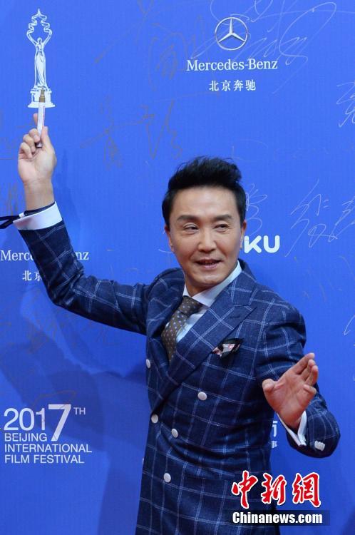 第七届北京国际电影节开幕 众星云集红毯