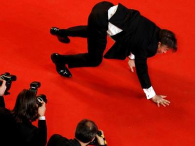 第70届戛纳电影节 男星四肢着地爬红毯引围观