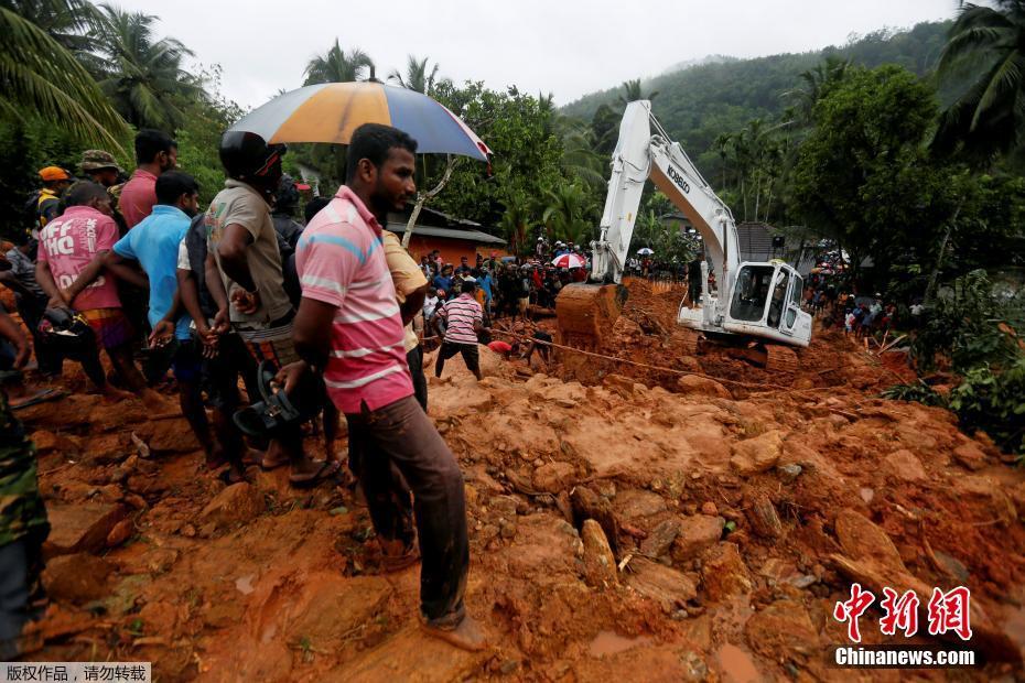 斯里兰卡暴雨引发洪水泥石流 致数十人死亡