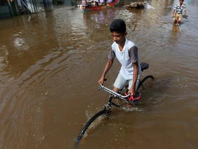 斯里兰卡洪灾致上百万人受灾 城市“浸泡”水中