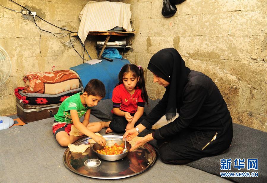 记者手记：“哪怕住帐篷，我也想回家”——探访叙利亚流离失所者家庭