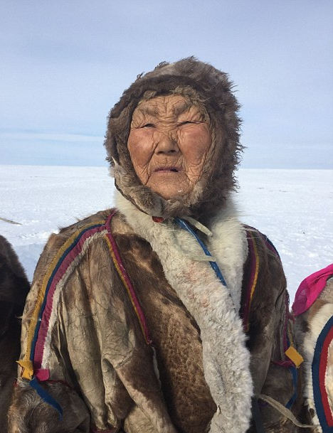 世界边缘的部落：图记极寒之地的土著生活