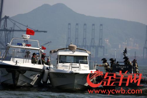 沙场秋点兵!深港警方海上霸气联合演练 沙场秋点兵!深港警方海上霸气联合演练