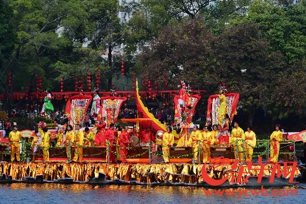 水上飘色+广绣表演，荔湾水上巡游拉开帷幕