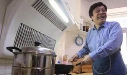 以平常心看“赵忠祥开面馆” 以平常心看“赵忠祥开面馆”