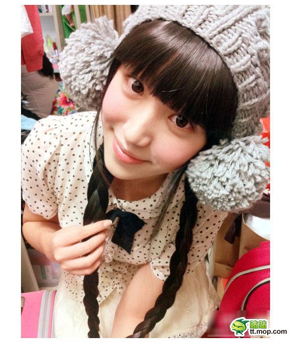 奇葩!深圳大学最"2"校花栗璐雅私房照