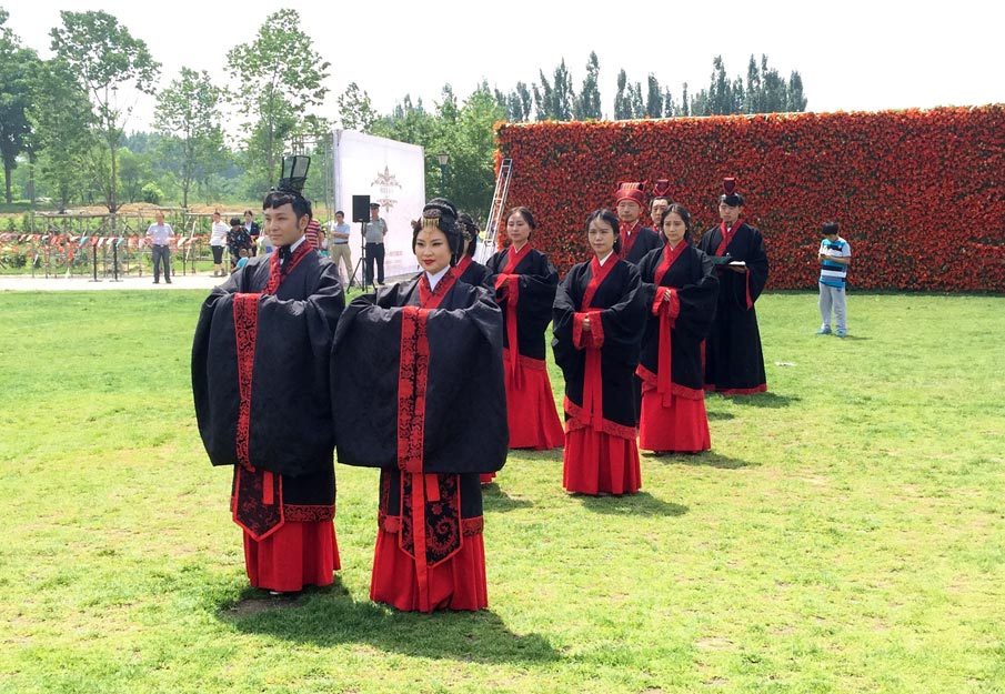 傅琰东汉式婚礼.