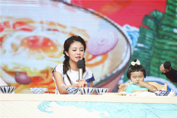 汪涵节目钦点儿媳? "吃播萌娃"小蛮萌化众人