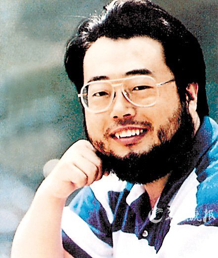 宋山木涉强奸案再开庭 床单未检出受害人血迹