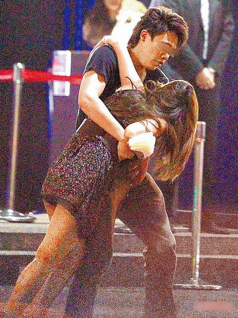 台湾夜店陌生男女"一夜性"成风