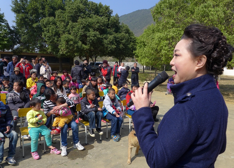 2013年广东省新丰县公开招聘教师公告